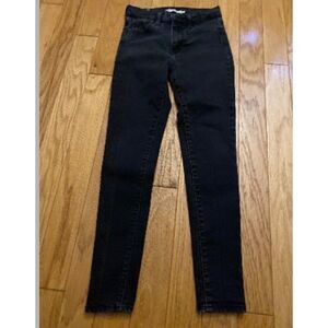 Levis 720 women's High Rise Slim Skinny Jeans Black Denim size 25